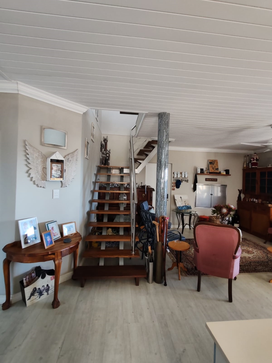 3 Bedroom Property for Sale in De Kelders Western Cape